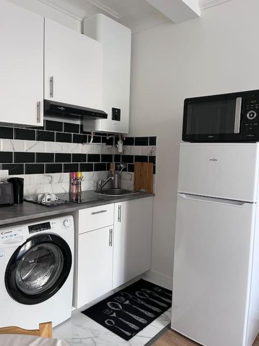 Appartement T2 Aux Portes De Paris Asnières Eksteriør billede